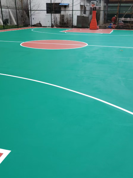 滦县 球场长期使用易出现地面开裂